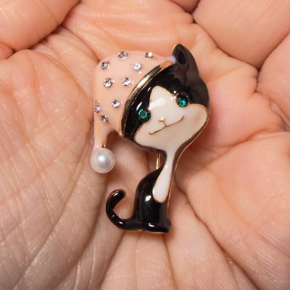 Cat Brooch Sleeping Cap Faux Pearl Rhinestone Enamel Pin 1.25”